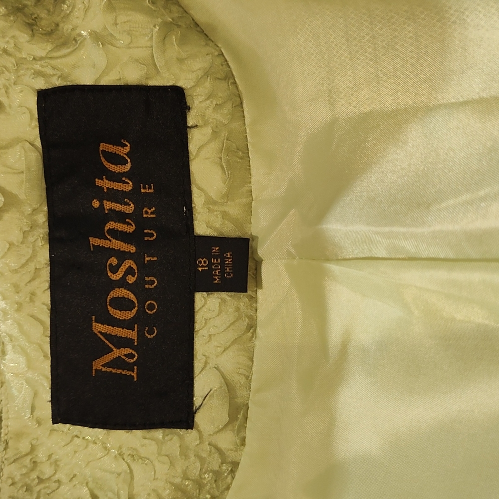 Moshita Couture Suit - Picture 5 of 6